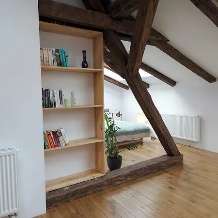 Appartement Sunny Attic In The City Centre
